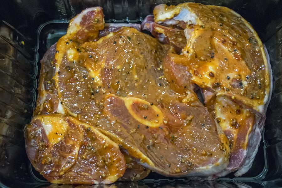 Мариновани меса<br>маринати Hela